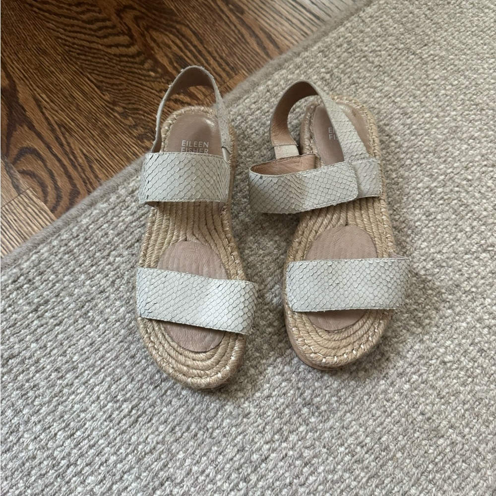 Eileen Fisher Cream Espadrille Sandals Sz. 7